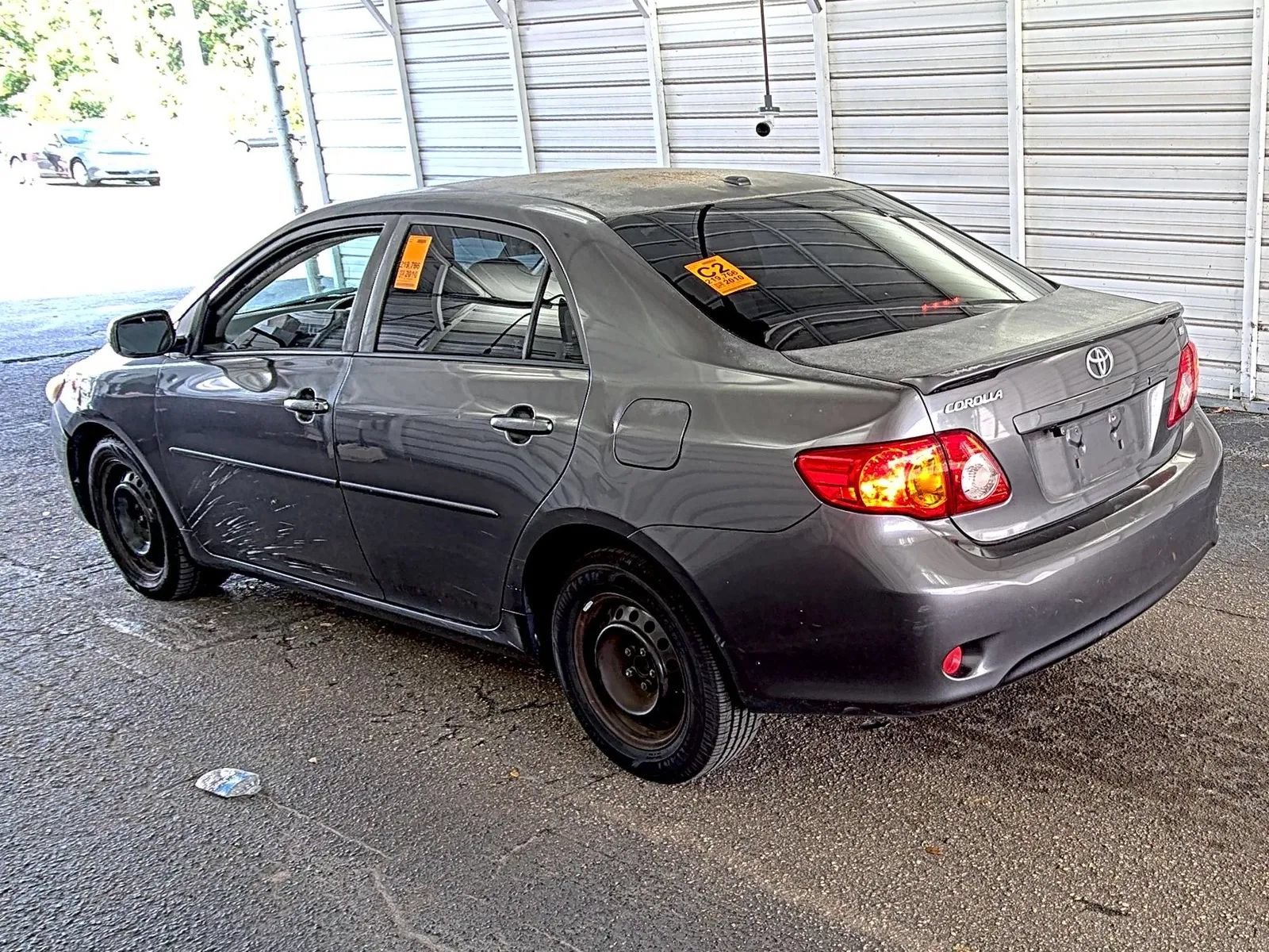 Used 2010 Toyota Corolla LE FWD image 2