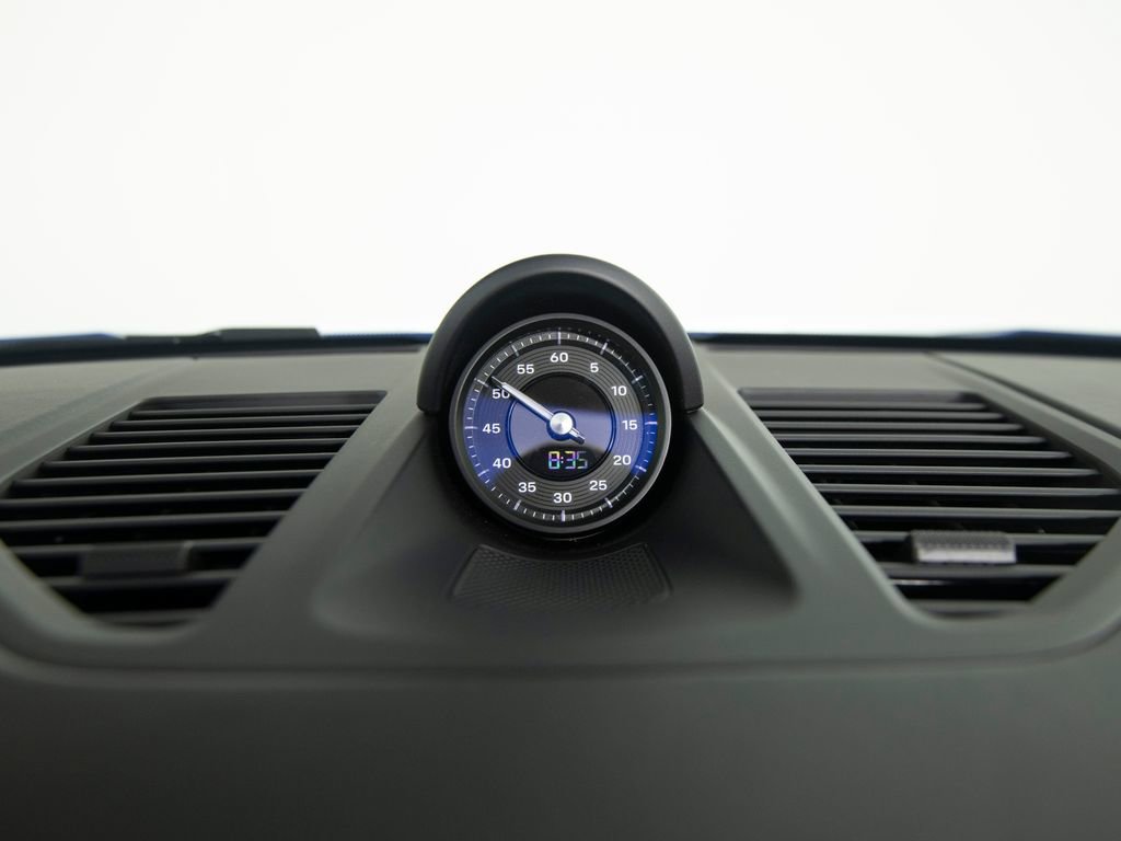 Certified 2025 Porsche 911 Carrera 4 GTS image 27