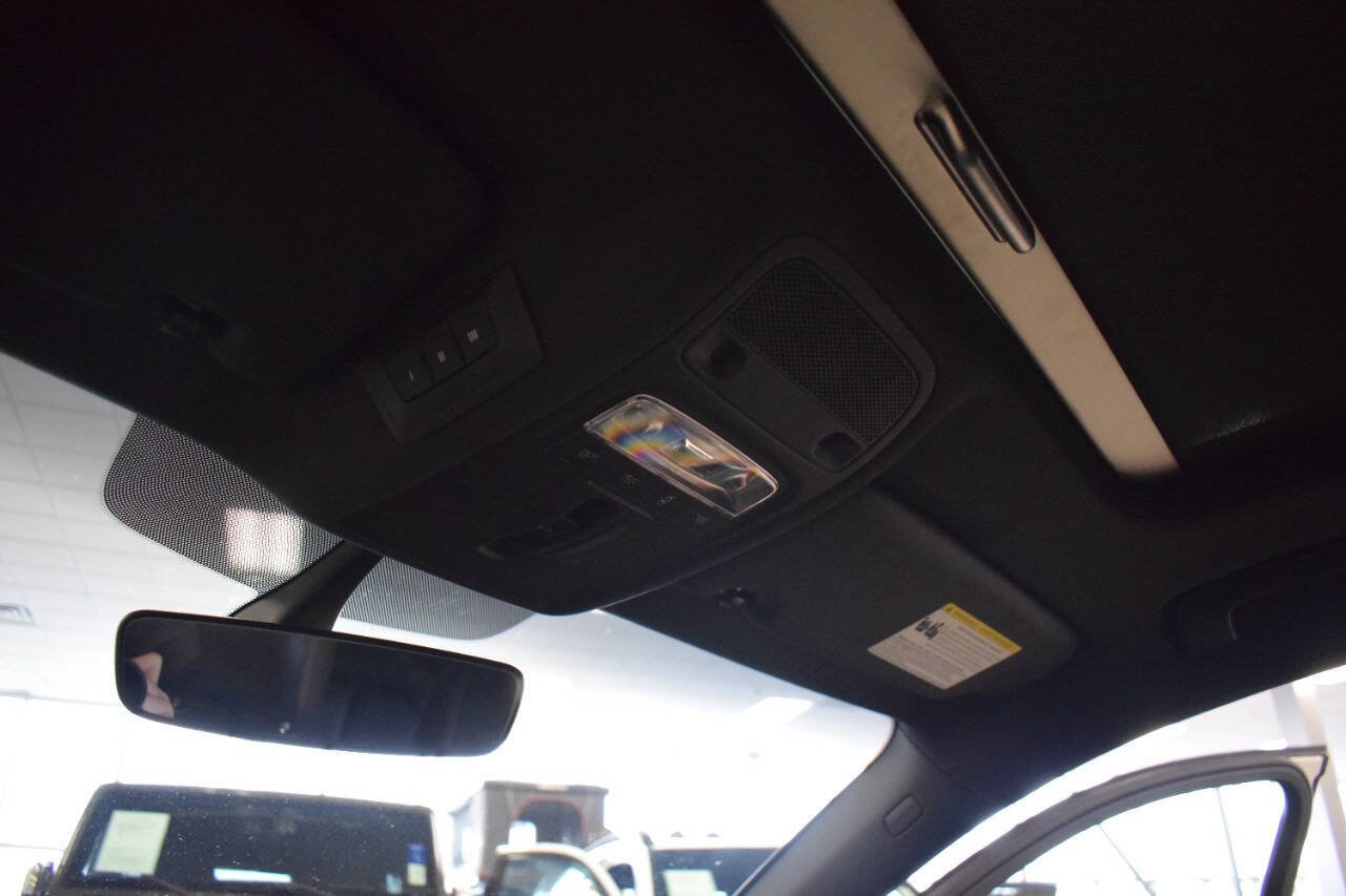 Used 2017 Audi A3 e-tron Premium FWD image 38