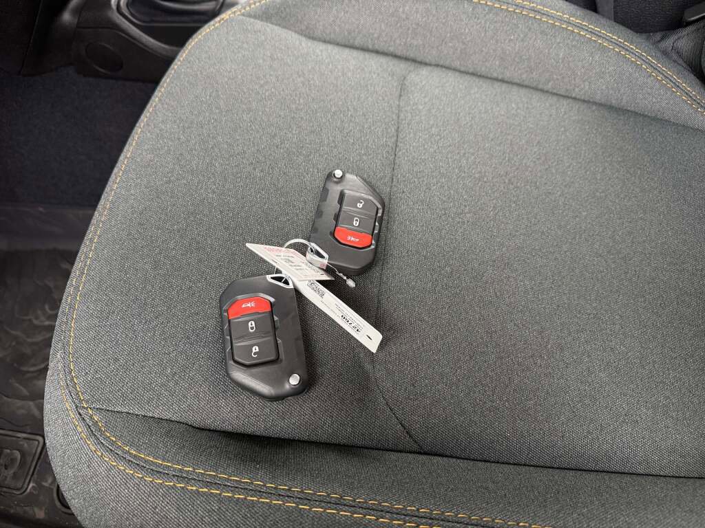 New 2026 Jeep Gladiator Sport image 19