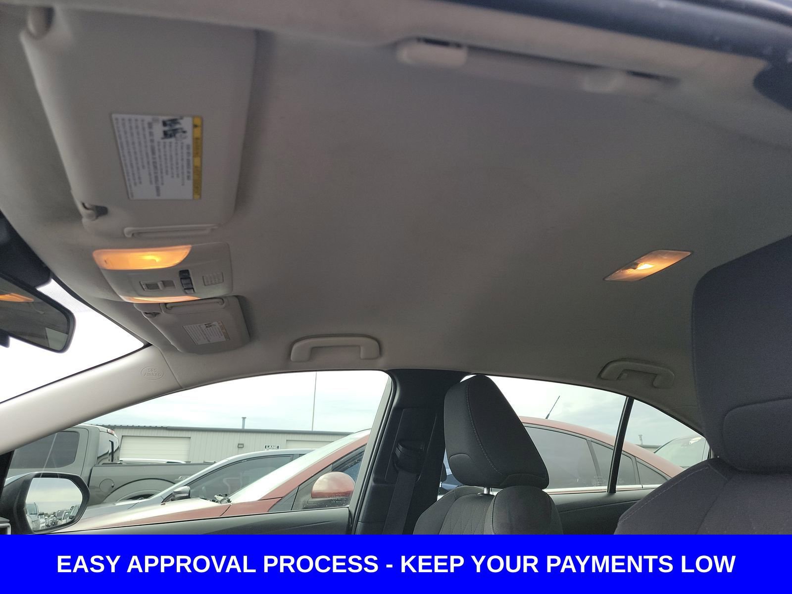 Used 2022 Toyota Corolla LE image 11