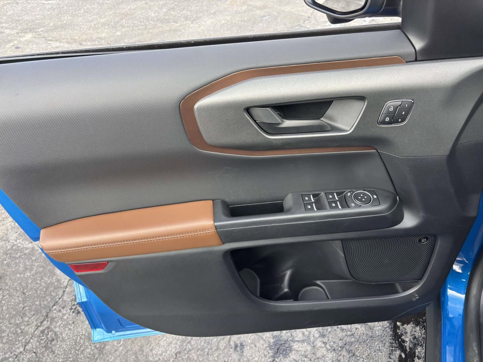 Used 2025 Ford Bronco Sport Outer Banks w/ Outer Banks Tech Package+ image 13