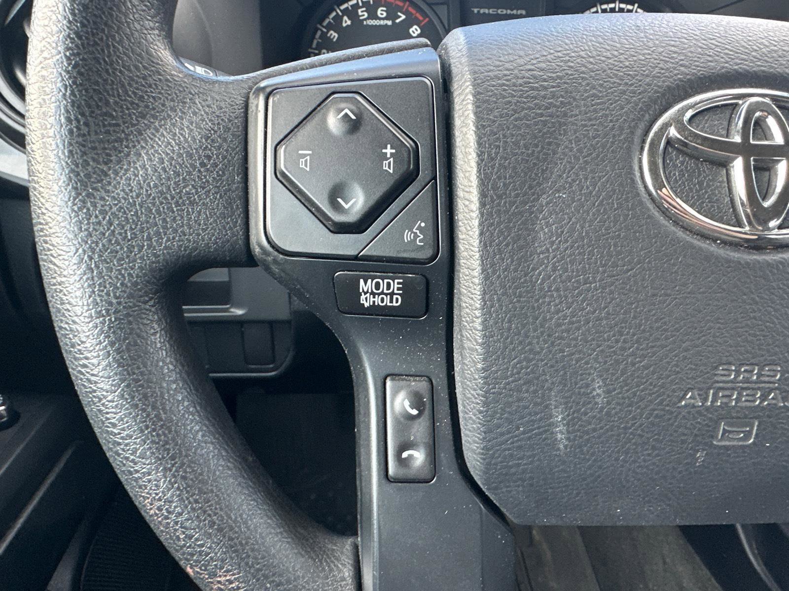 Used 2017 Toyota Tacoma SR image 20