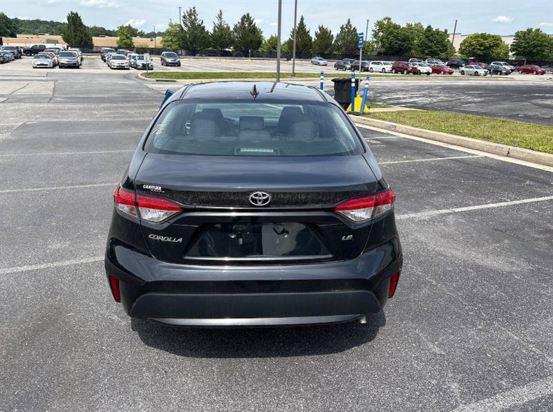Used 2020 Toyota Corolla LE w/ LE Convenience Package FWD image 5
