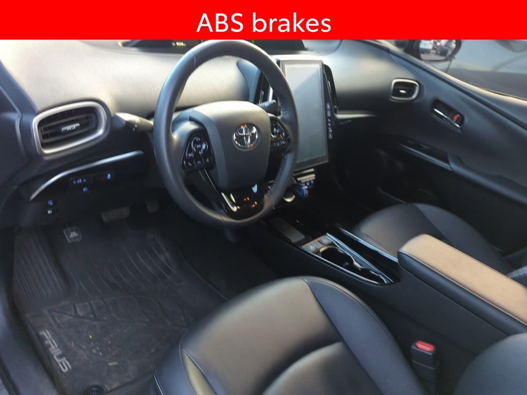 Used 2021 Toyota Prius Prime XLE image 7