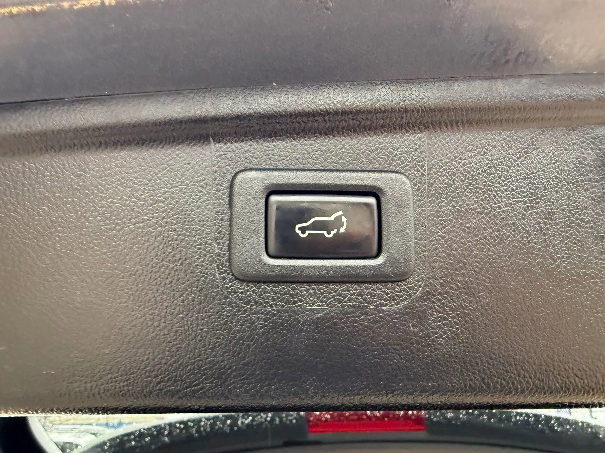 Used 2017 Subaru Outback 2.5i Limited AWD/4WD image 15