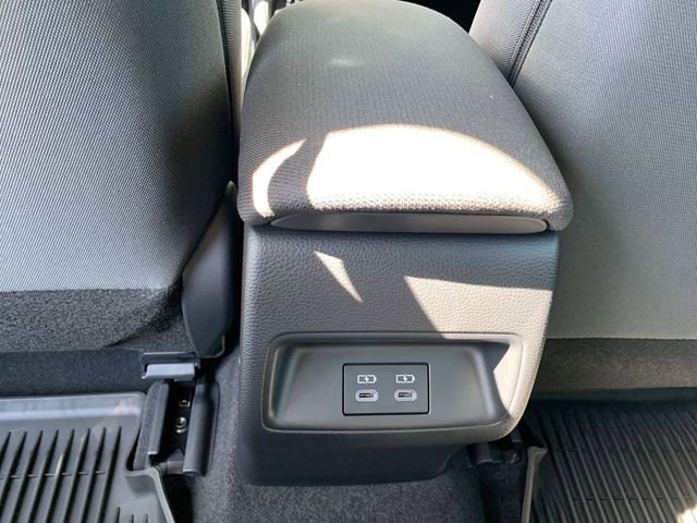 Used 2026 Toyota Corolla LE FWD image 31