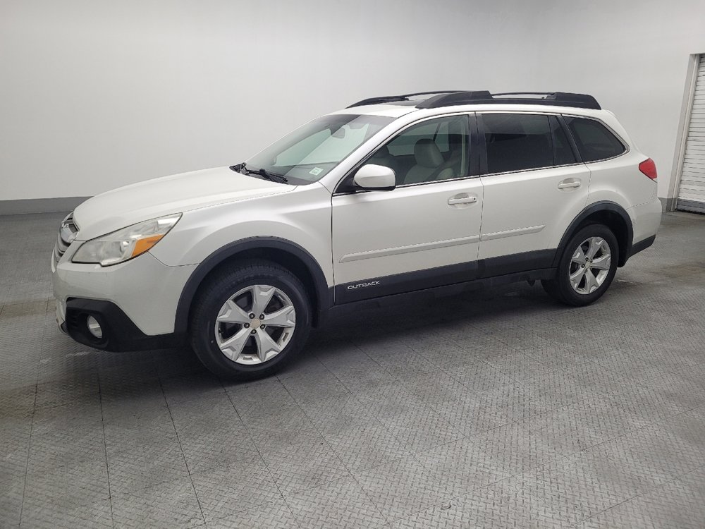 Used 2014 Subaru Outback 3.6R Limited image 2