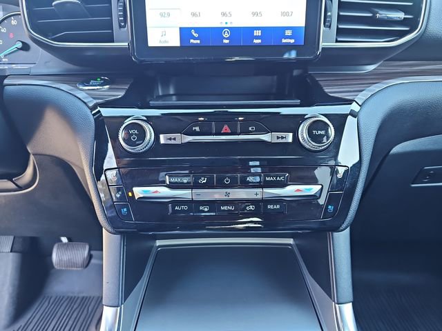 Used 2021 Ford Explorer Limited w/ Equipment Group 301A image 26