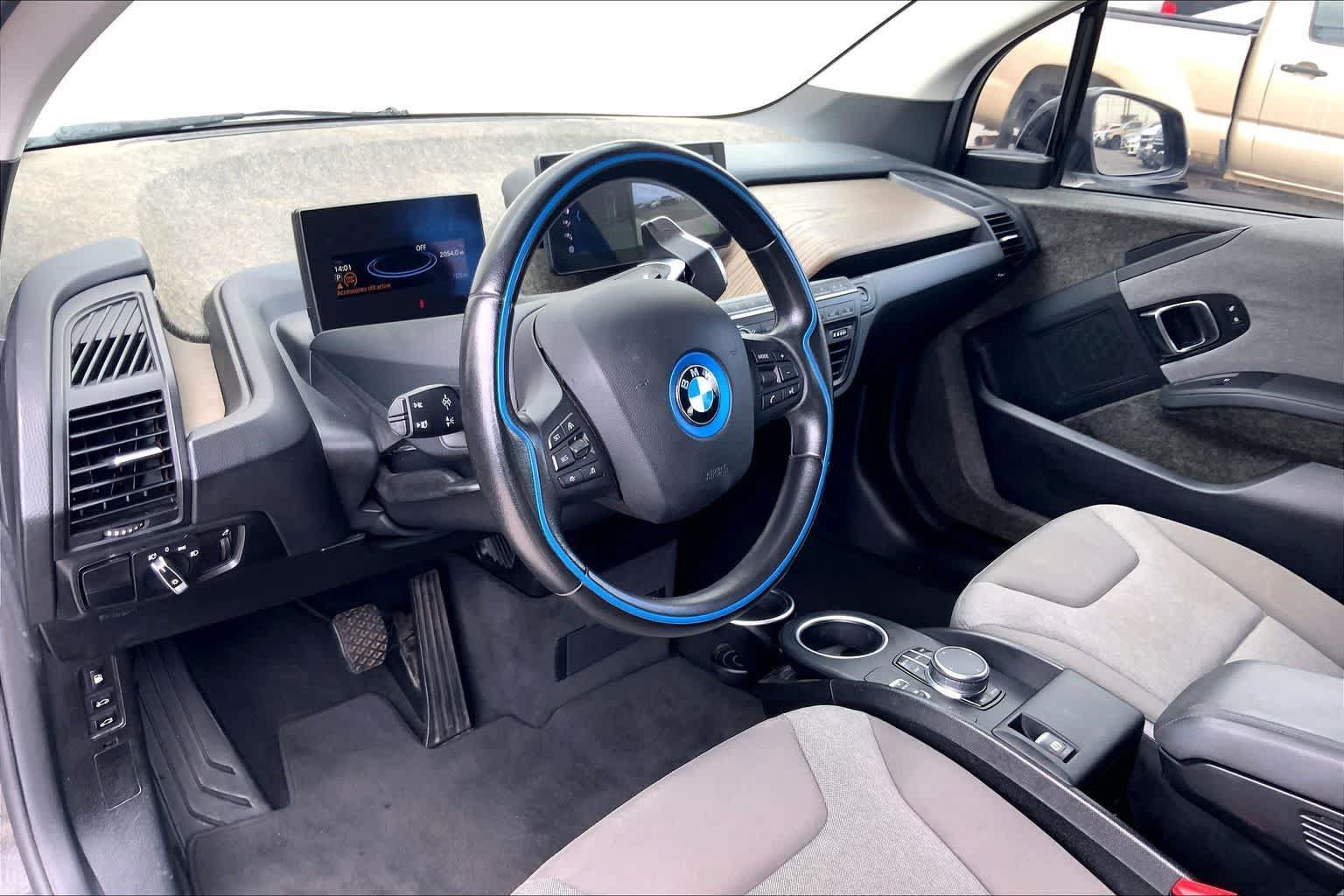 Used 2019 BMW i3 RWD image 2
