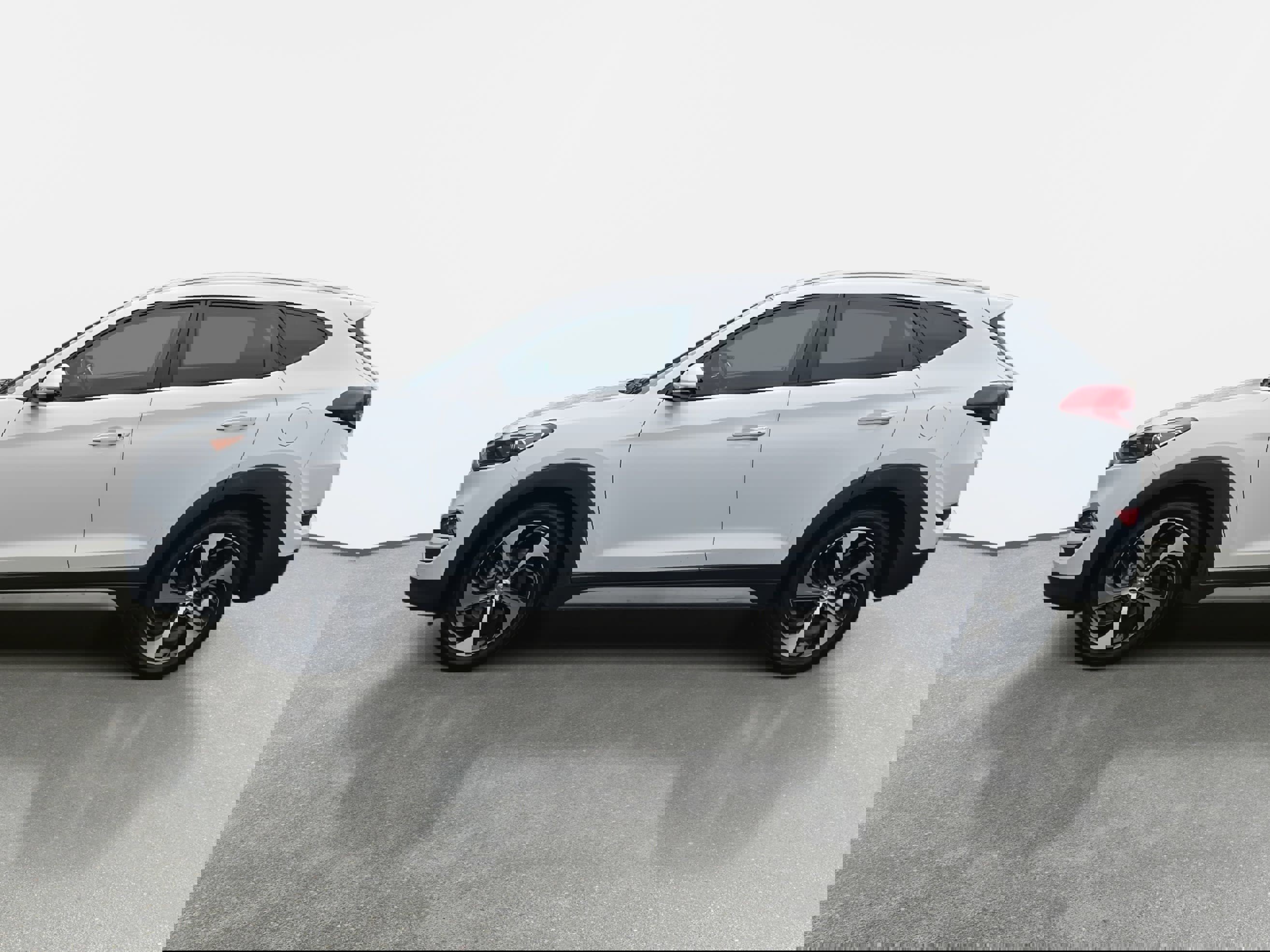 Used 2017 Hyundai Tucson Sport image 8
