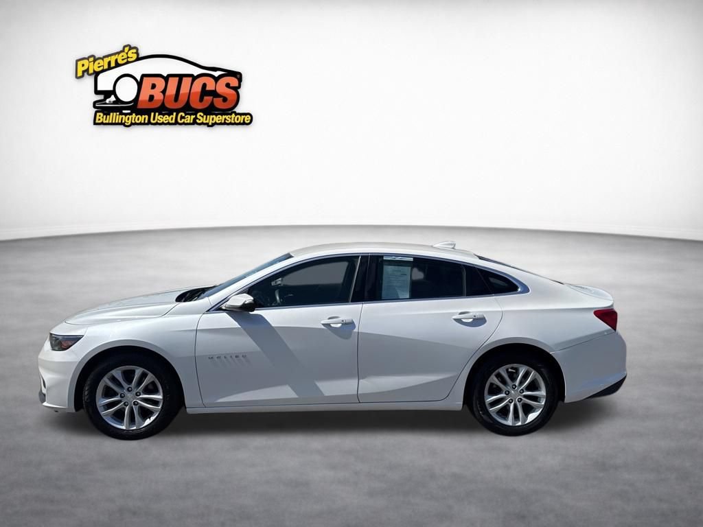 Used 2017 Chevrolet Malibu LT FWD image 2