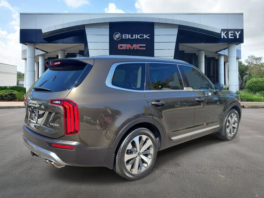 Used 2021 Kia Telluride EX w/ EX Premium Package image 4
