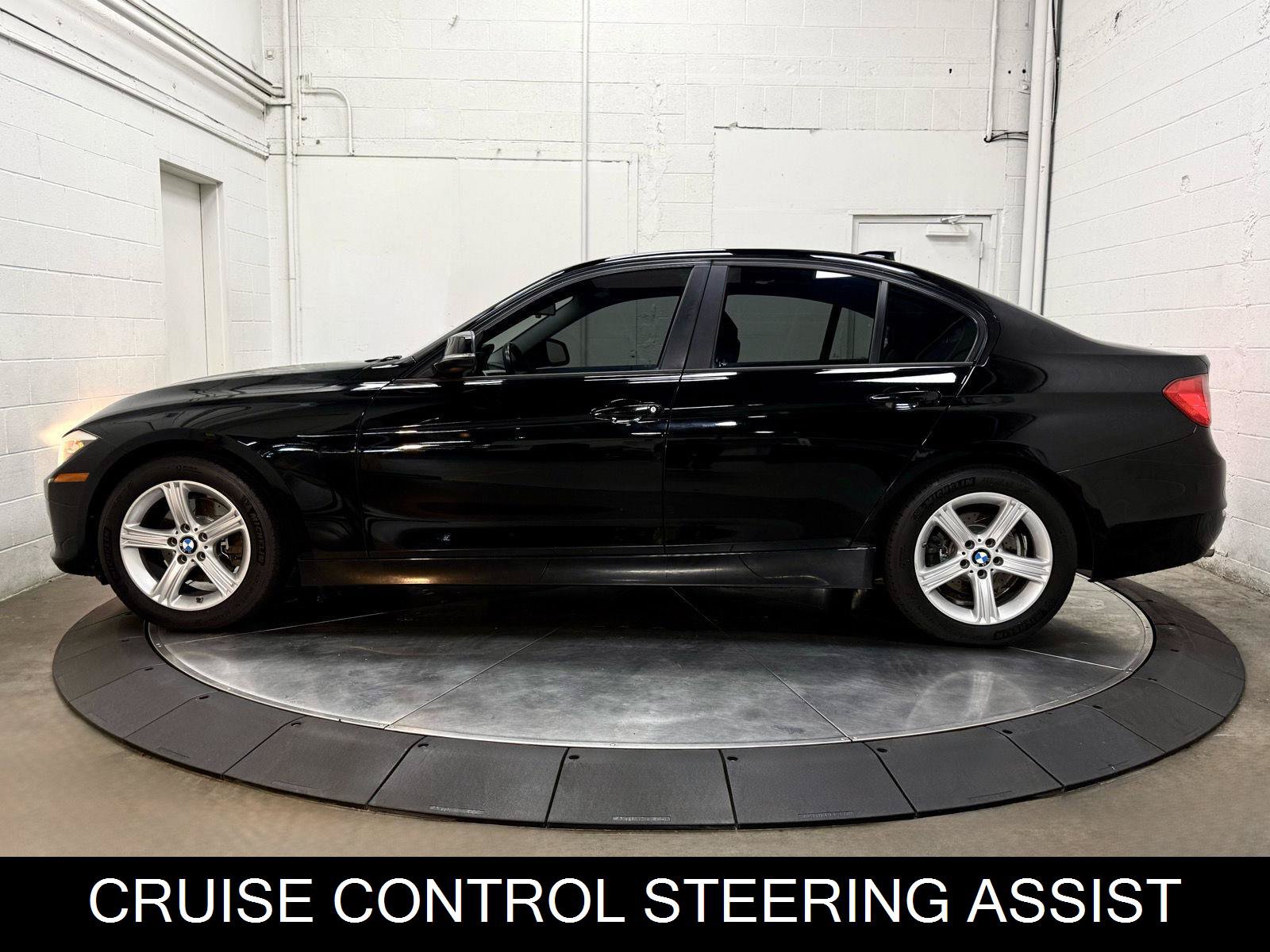 Used 2014 BMW 320i xDrive Sedan AWD/4WD image 6