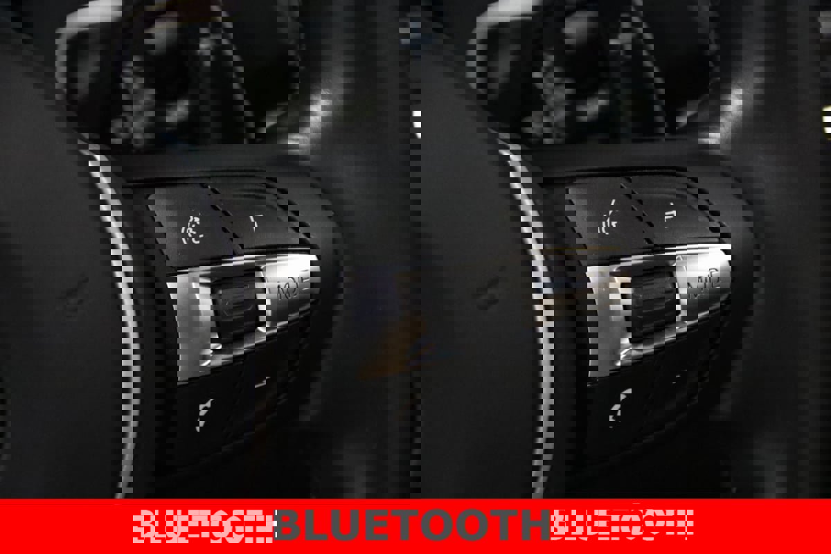 Used 2018 BMW M4 Convertible image 21