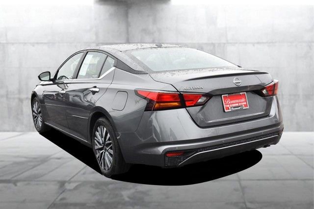 Certified 2025 Nissan Altima 2.5 SV image 7