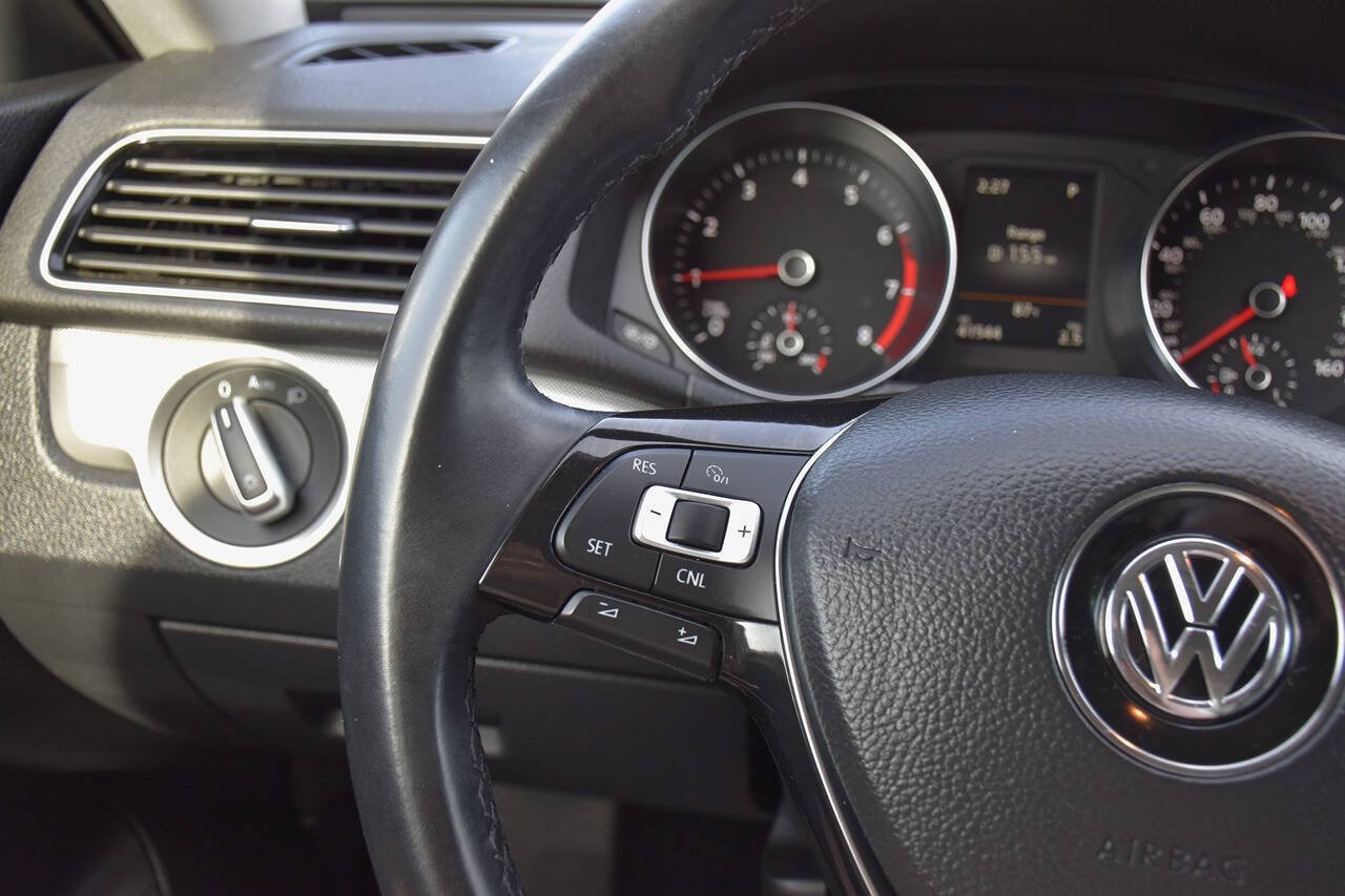 Used 2019 Volkswagen Passat 2.0T Wolfsburg w/ Wheels & Sunroof Package FWD image 23