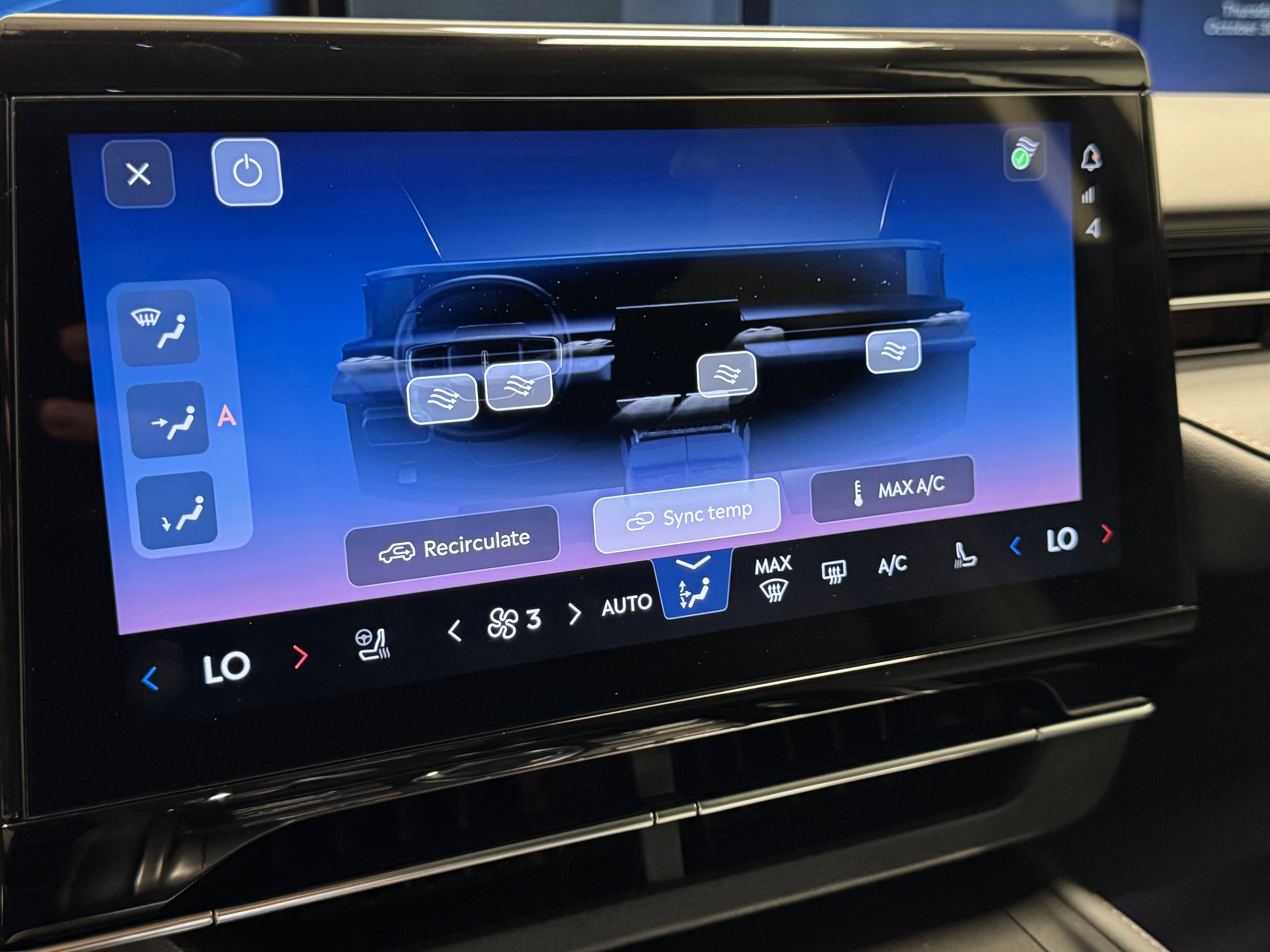 New 2026 Lincoln Nautilus Premier w/ Equipment Group 102A image 24