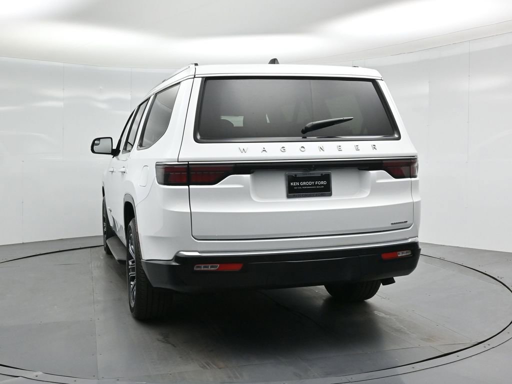 Used 2024 Jeep Wagoneer Series II w/ Flexible Seating Group image 32