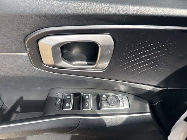 Used 2022 Kia Sorento S w/ Panoramic Sunroof Package image 12