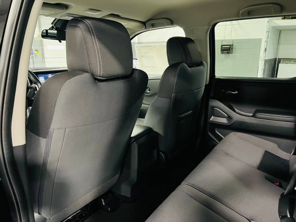 New 2027 Nissan Frontier SV RWD image 24