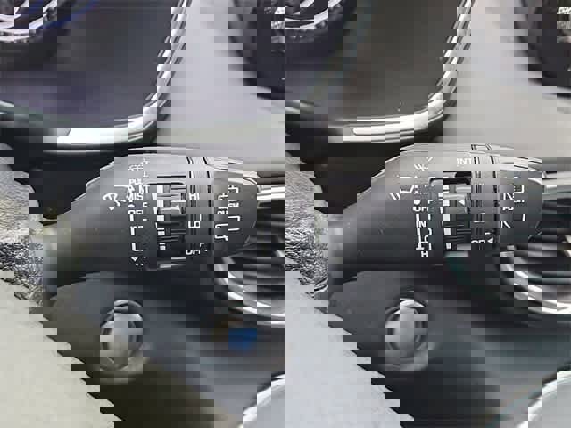 Used 2022 Hyundai Santa Fe SEL image 25