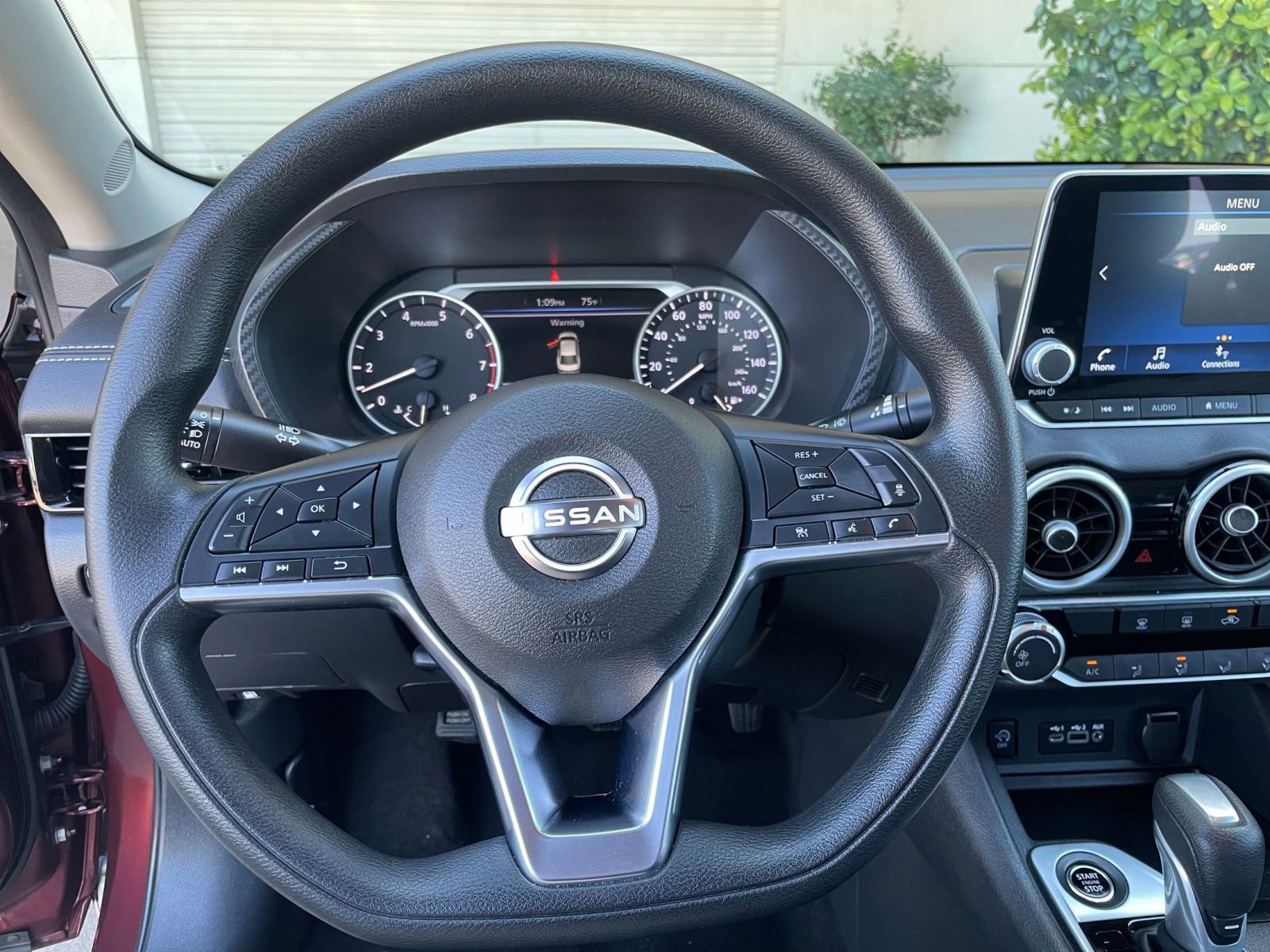 Used 2025 Nissan Sentra SV image 27