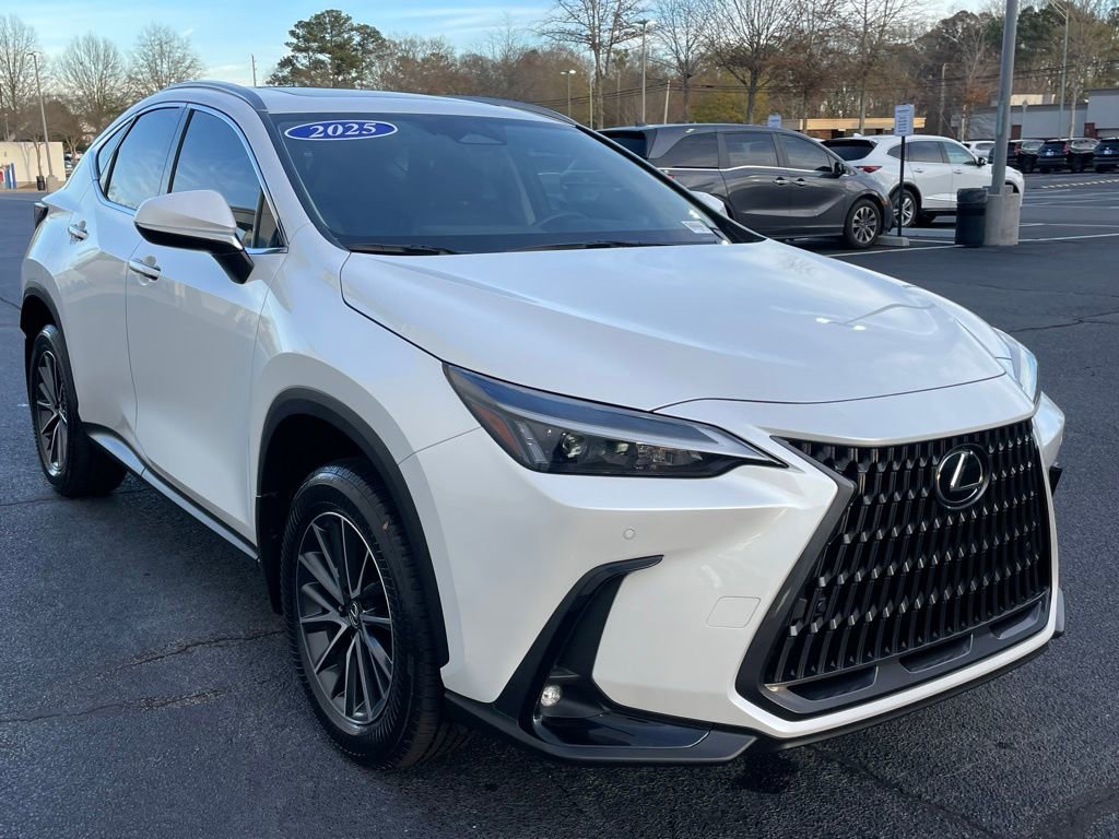 Used 2025 Lexus NX 350h AWD w/ Premium Package image 8