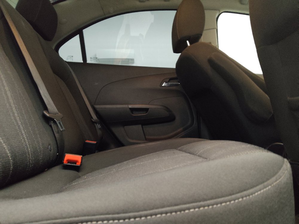 Used 2018 Chevrolet Sonic LT FWD image 19