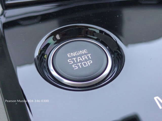 Used 2025 Kia Sportage EX image 29