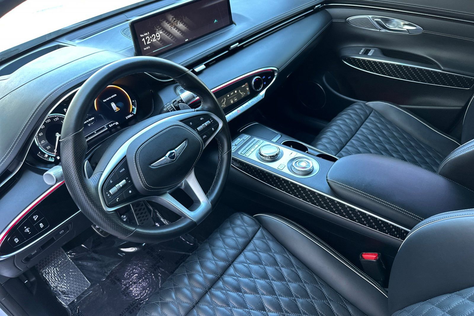 Used 2023 Genesis GV70 3.5T Sport w/ Sport Prestige Package image 11