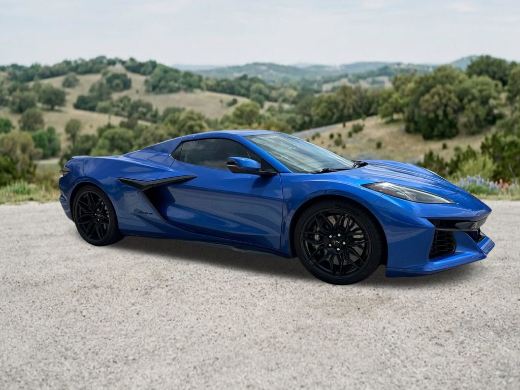 Used 2023 Chevrolet Corvette Z06 RWD image 14
