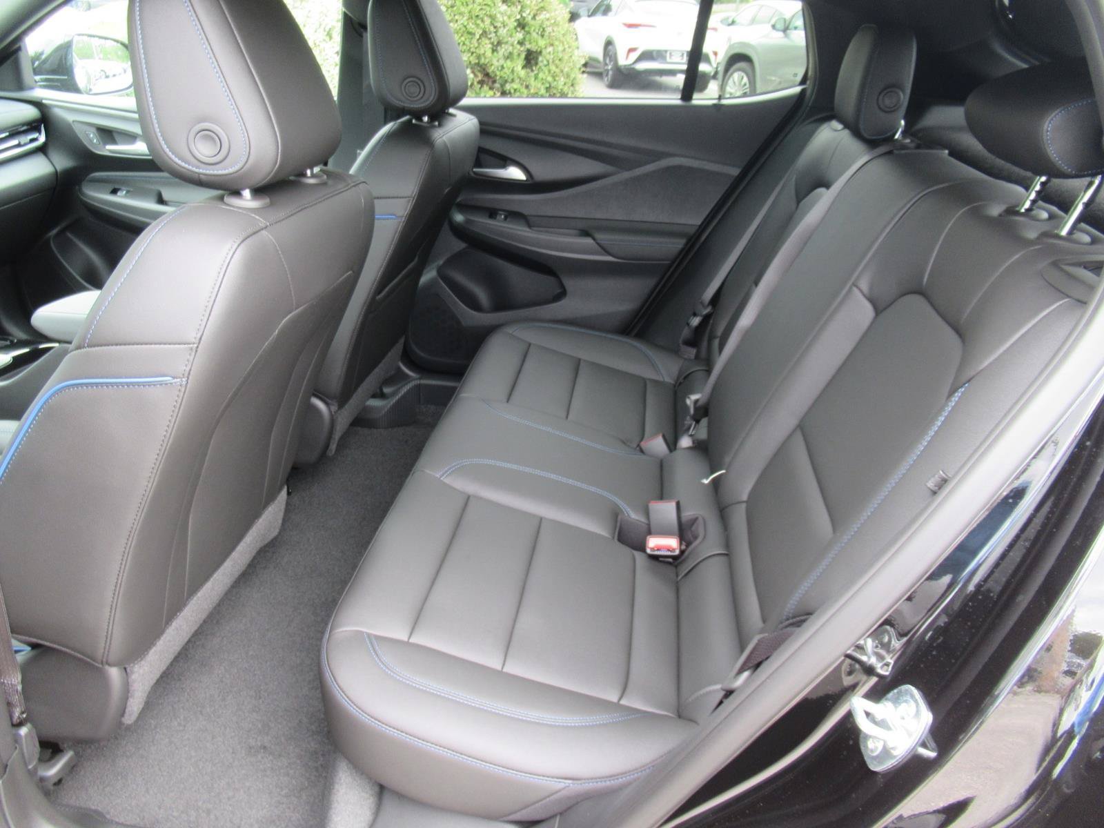 New 2026 Buick Envista Sport Touring w/ Convenience I Package FWD image 32