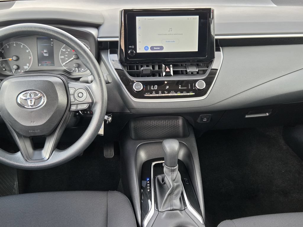 Used 2025 Toyota Corolla LE FWD image 16