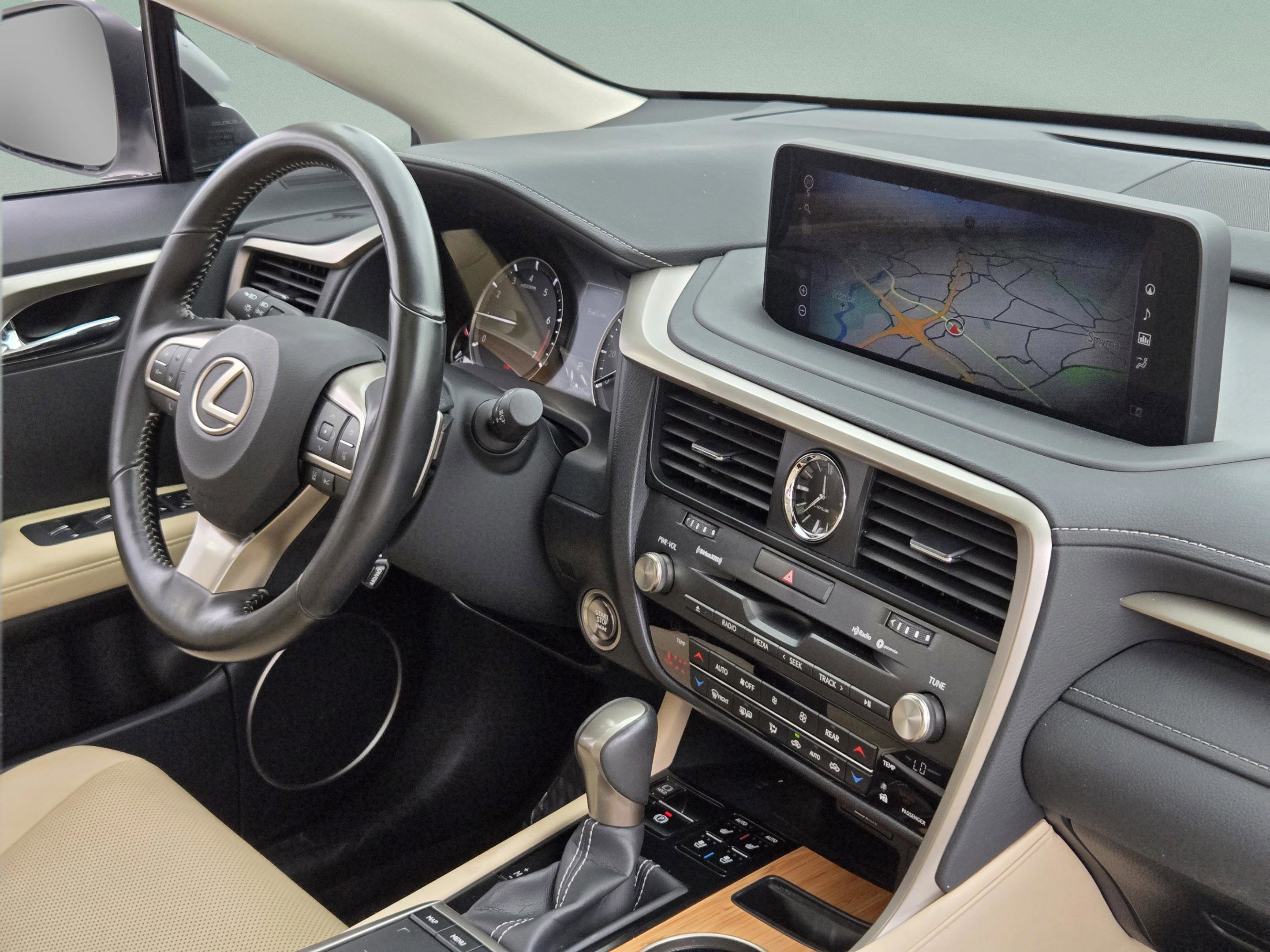 Used 2022 Lexus RX 350L Premium w/ Premium Package AWD/4WD image 10