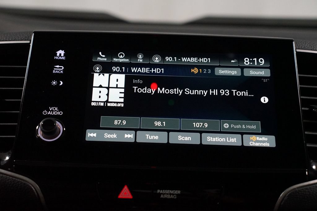 Used 2024 Honda Passport Black Edition image 17