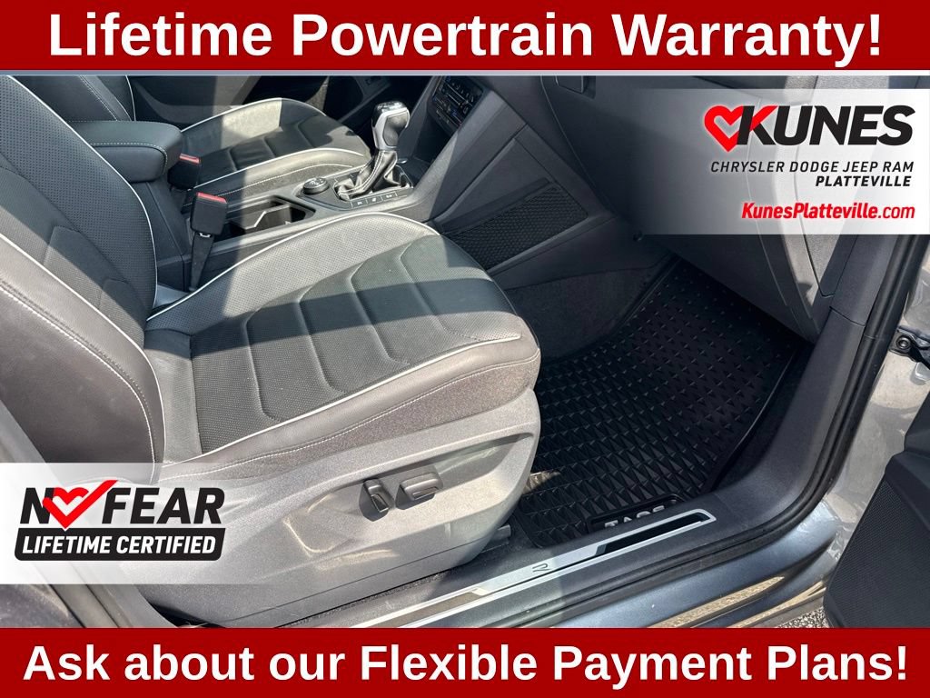 Used 2024 Volkswagen Tiguan SEL R-Line w/ MDO Package, Two-Row AWD/4WD image 27