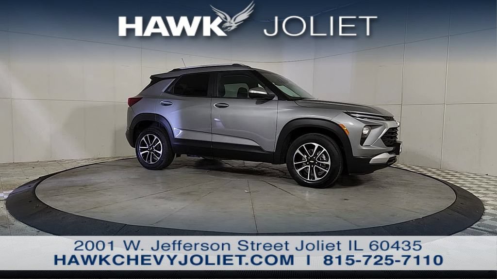 Used 2025 Chevrolet TrailBlazer LT AWD/4WD image 9
