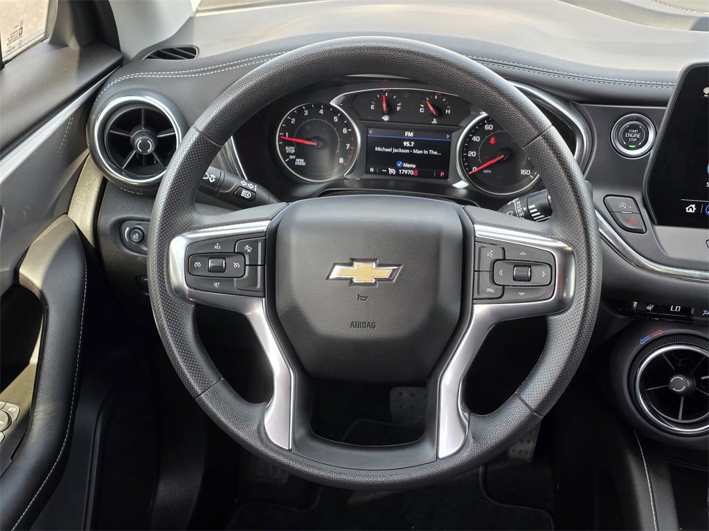 Used 2025 Chevrolet Blazer LT image 22
