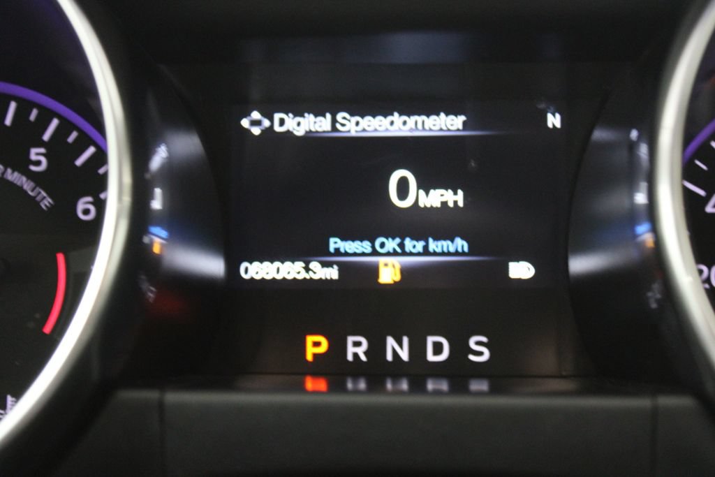 Used 2021 Ford Mustang Premium RWD image 28