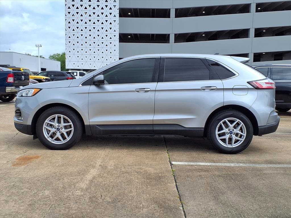 Used 2021 Ford Edge SEL image 25