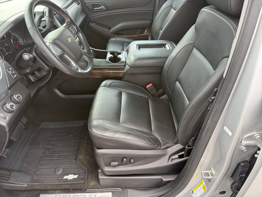 Used 2017 Chevrolet Suburban LT AWD/4WD image 10