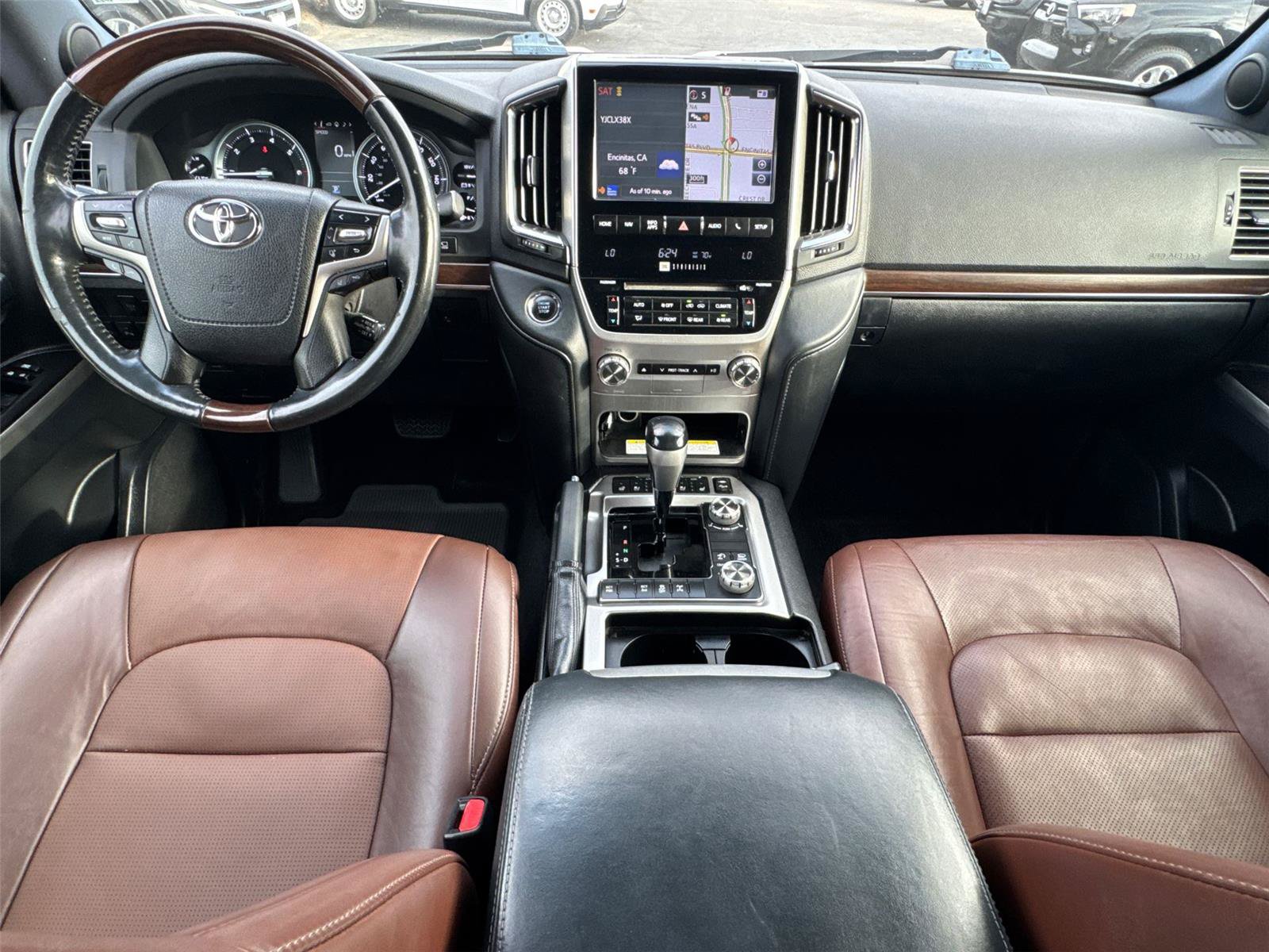 Used 2016 Toyota Land Cruiser AWD/4WD image 19