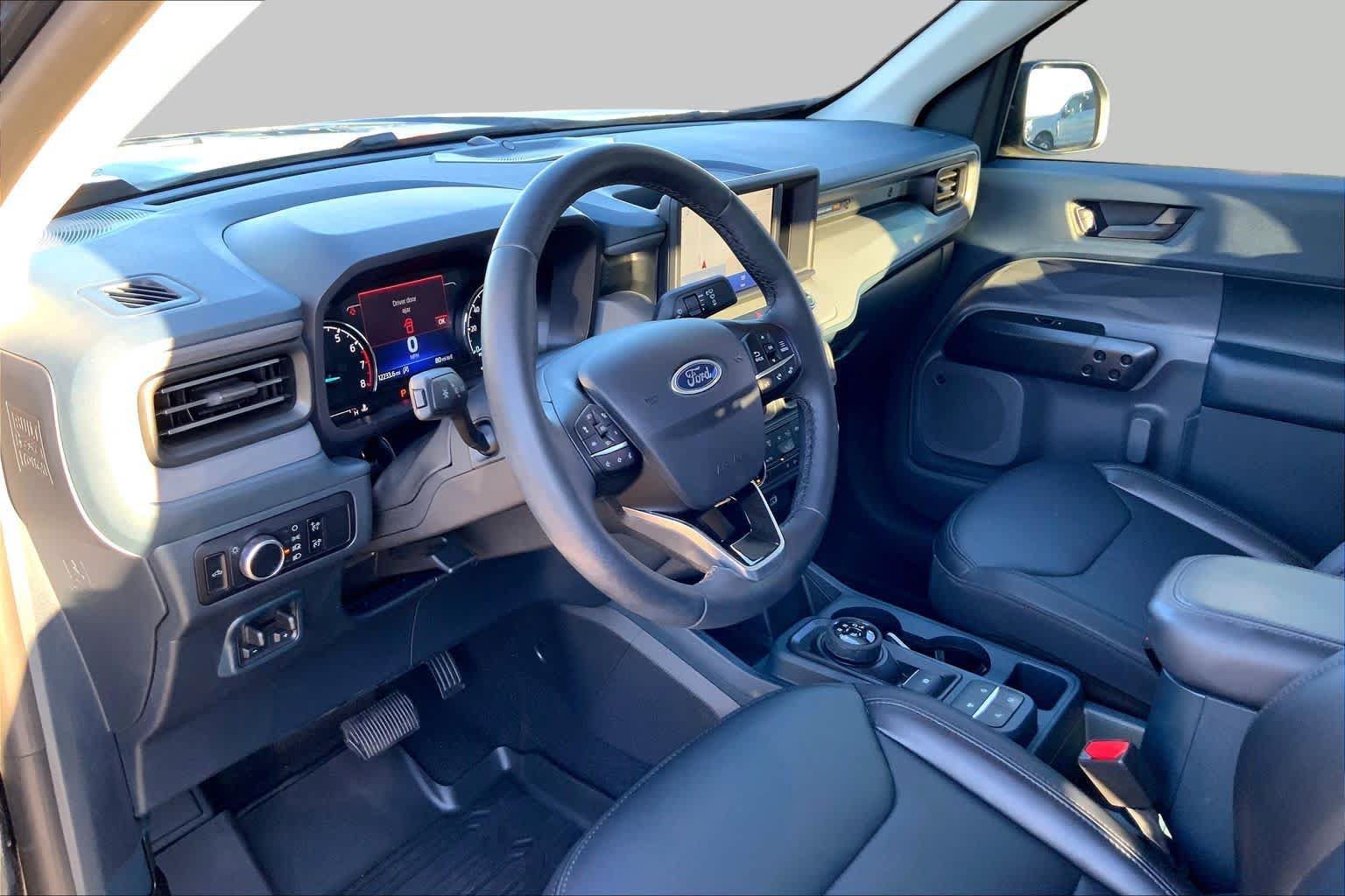 Used 2024 Ford Maverick Lariat w/ Black Appearance Package AWD/4WD image 18