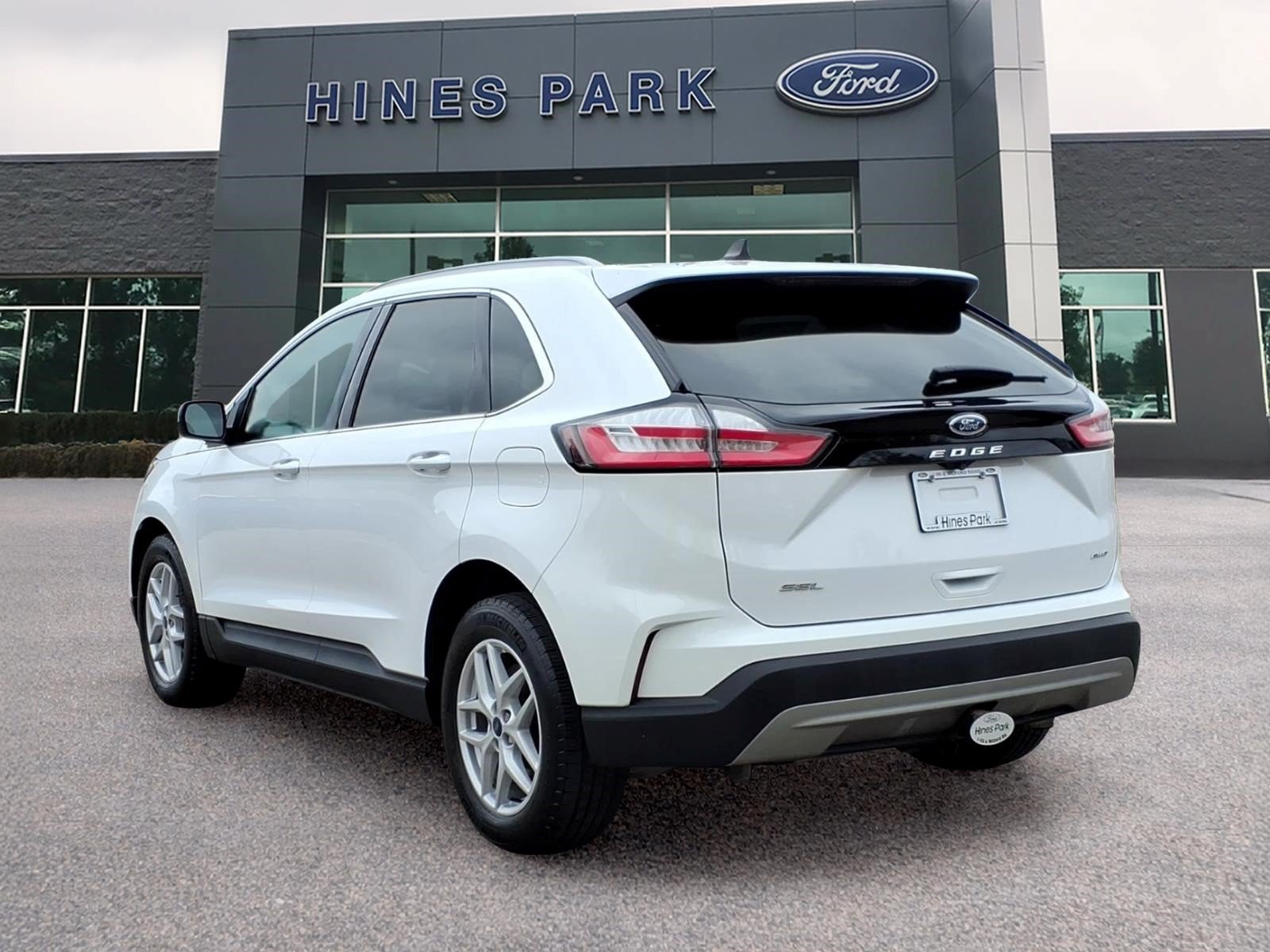 Used 2021 Ford Edge SEL w/ Convenience Package AWD/4WD image 5