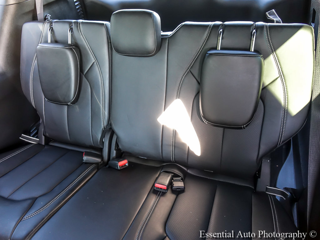 Used 2027 Chrysler Pacifica Select FWD image 14
