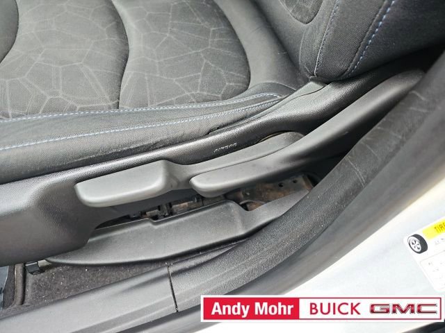 Used 2017 Chevrolet Volt LT image 33