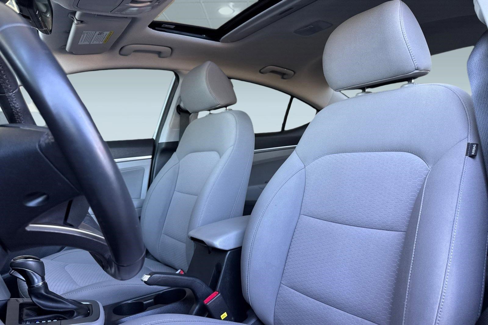 Used 2019 Hyundai Elantra Value Edition image 22