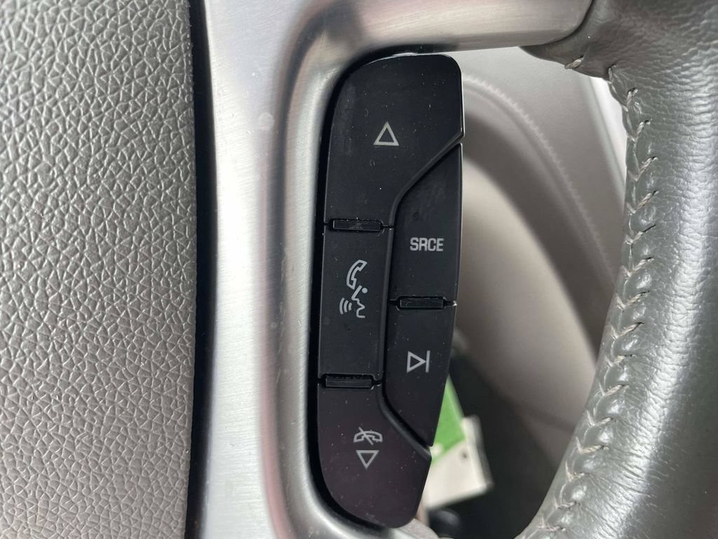 Used 2015 GMC Acadia SLT FWD image 25