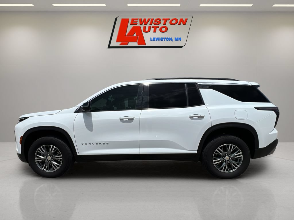 Used 2024 Chevrolet Traverse LT w/ Trailering Package AWD/4WD image 10